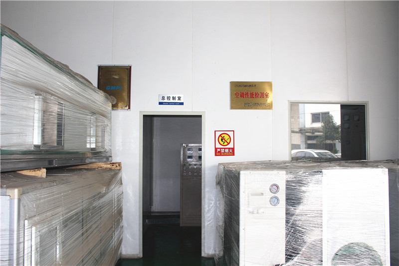 廠房環(huán)境